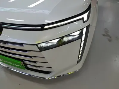 GAC Motor 传祺E8 PHEV