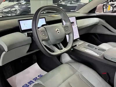 Nio ET5