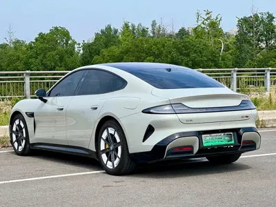 Xiaomi SU7