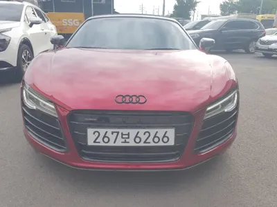 Audi R8