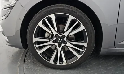 Renault-KoreaSamsung SM6