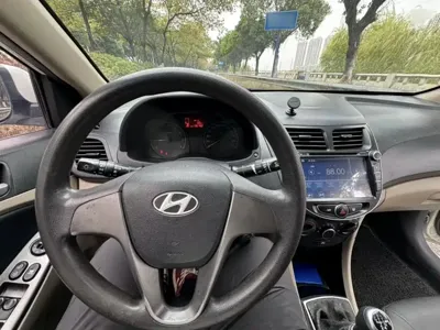 Hyundai Verna