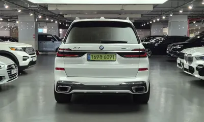 BMW X7
