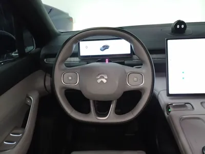 Nio EC6