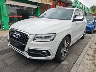 Audi Q5 (Import)