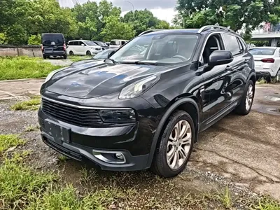 Lynk & Co 01