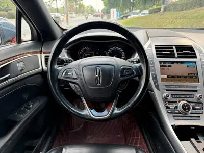 Lincoln MKZ