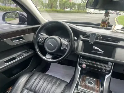 Jaguar XFL