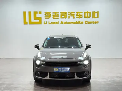 Lynk & Co 02