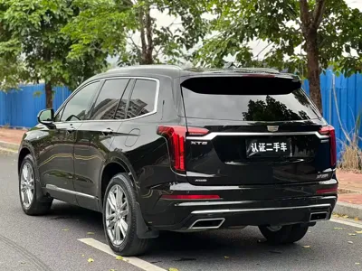 Cadillac XT6