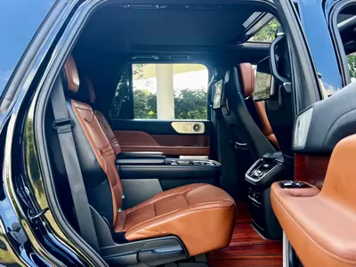 Lincoln Navigator