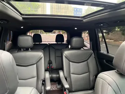 Cadillac XT6