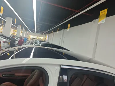 Nio EC6