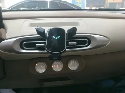 Wuling MINIEV