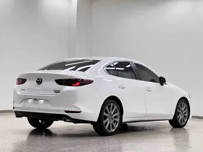 Mazda 3 Axela