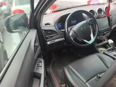 BYD S7