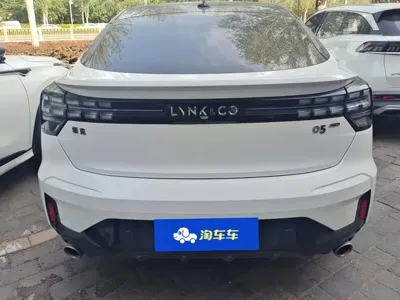 Lynk & Co 05