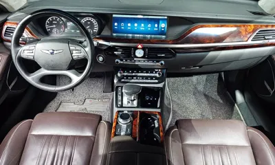 Genesis EQ900