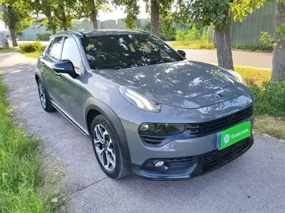 Lynk & Co 02