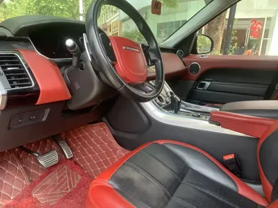Land Rover Sport