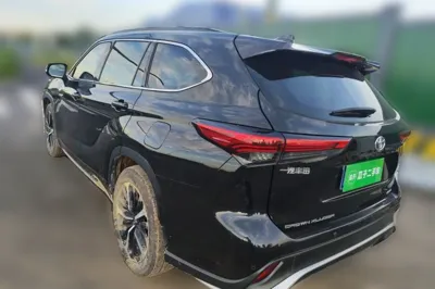 Toyota Crown Kluger