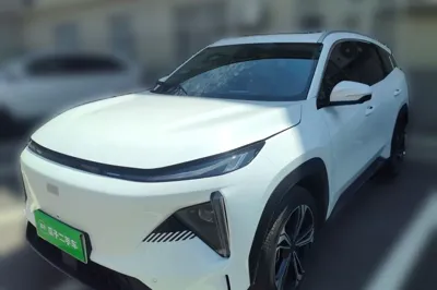 Geely Galaxy L7