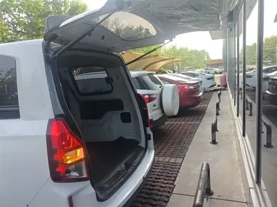 Wuling Hongguang Plus