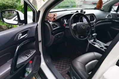 GAC Trumpchi GS4