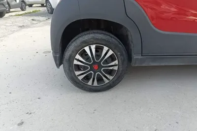 Baojun E100