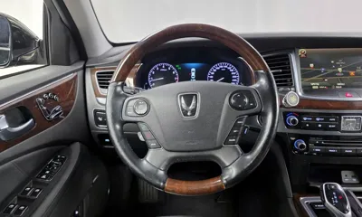 Hyundai Equus