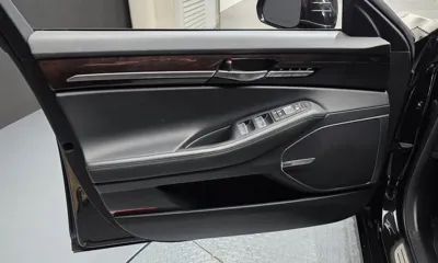 Genesis EQ900