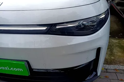 Leapmotor C10