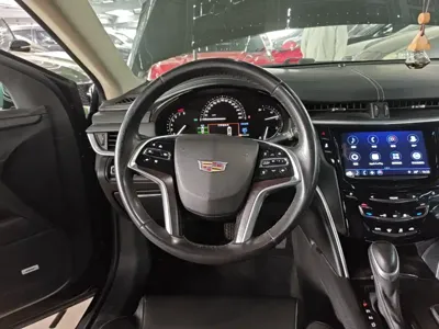 Cadillac XTS
