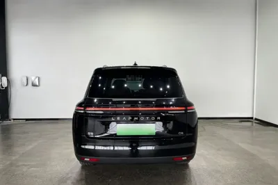 Leapmotor C16