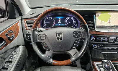 Hyundai Equus