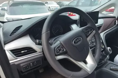 JAC Refine M3