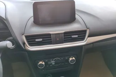 Mazda Mazda 3 Axela