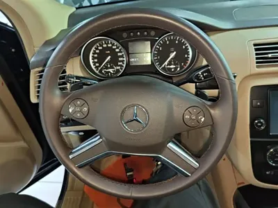 Mercedes-Benz R-Class