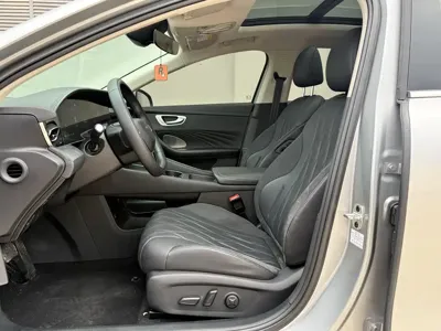 Roewe D7