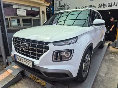 Hyundai Venue