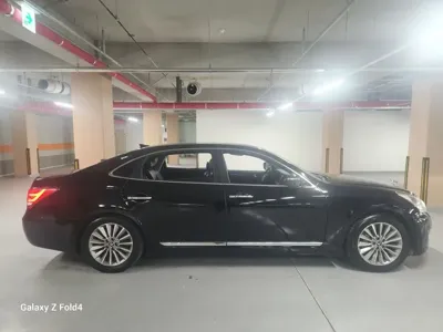 Hyundai Equus