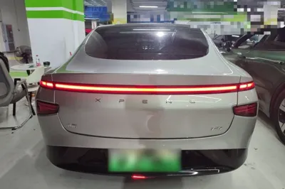 Xpeng P7