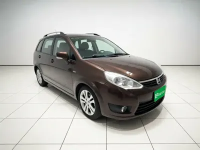 Suzuki Liana A6