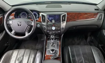 Hyundai Equus