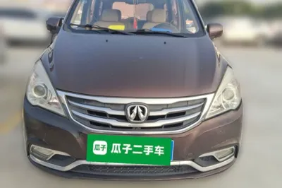 BAIC Weiwang M30