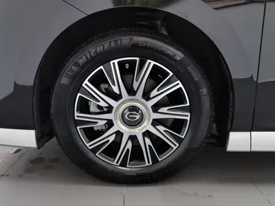 GAC Motor Trumpchi E9
