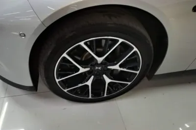 Xpeng P7