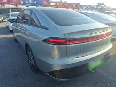 Roewe D6