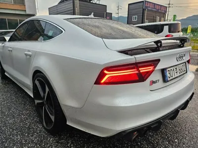 Audi S7