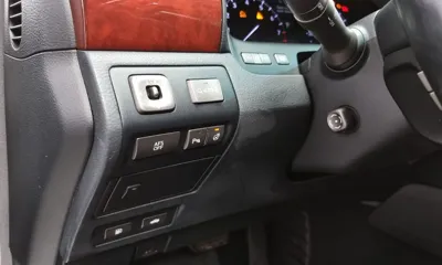 Lexus LS